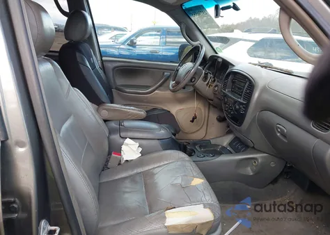 2005 Toyota Sequoia Sr5 V8 z USA, uszkodzony, nr VIN 5TDBT44A05S242379